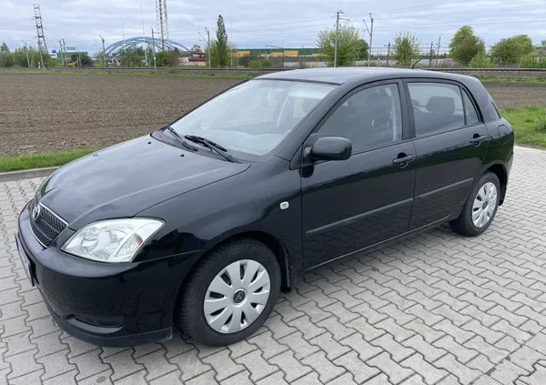 toyota corolla warszawa Toyota Corolla cena 7900 przebieg: 205133, rok produkcji 2003 z Warszawa